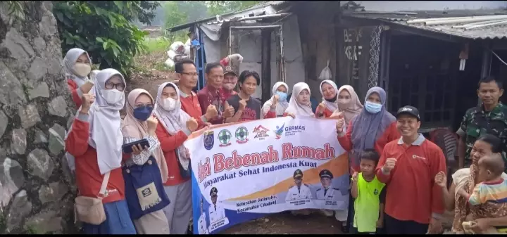 Aparatur Kelurahan Jatimulya Bersama Stakeholder Lakukan Aksi Bebenah Rumah