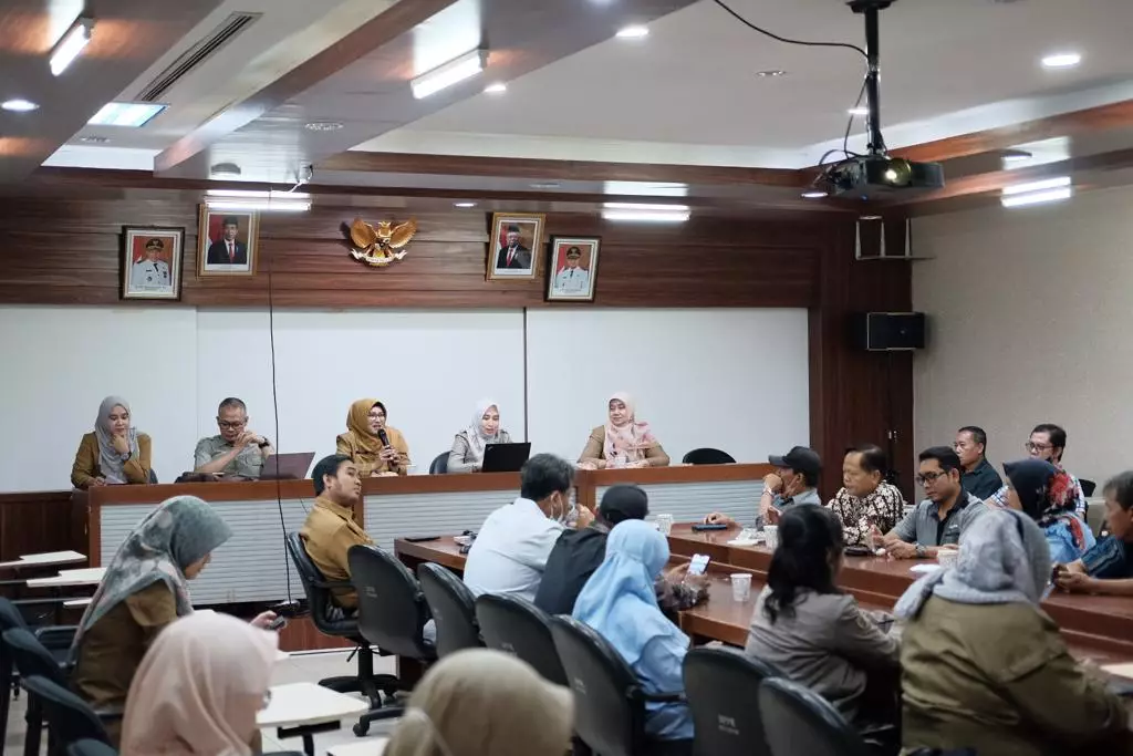 DKP3 Depok Tingkatkan Pemahaman Peternak dan Pelaku Usaha Produk Hewani Tentang Permentan No 17 Tahun 2023