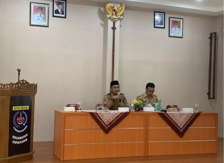 Audit Ketaatan Irda, Sekcam Cipayung Ingatkan ASN Siapkan SPJ Kegiatan 2022