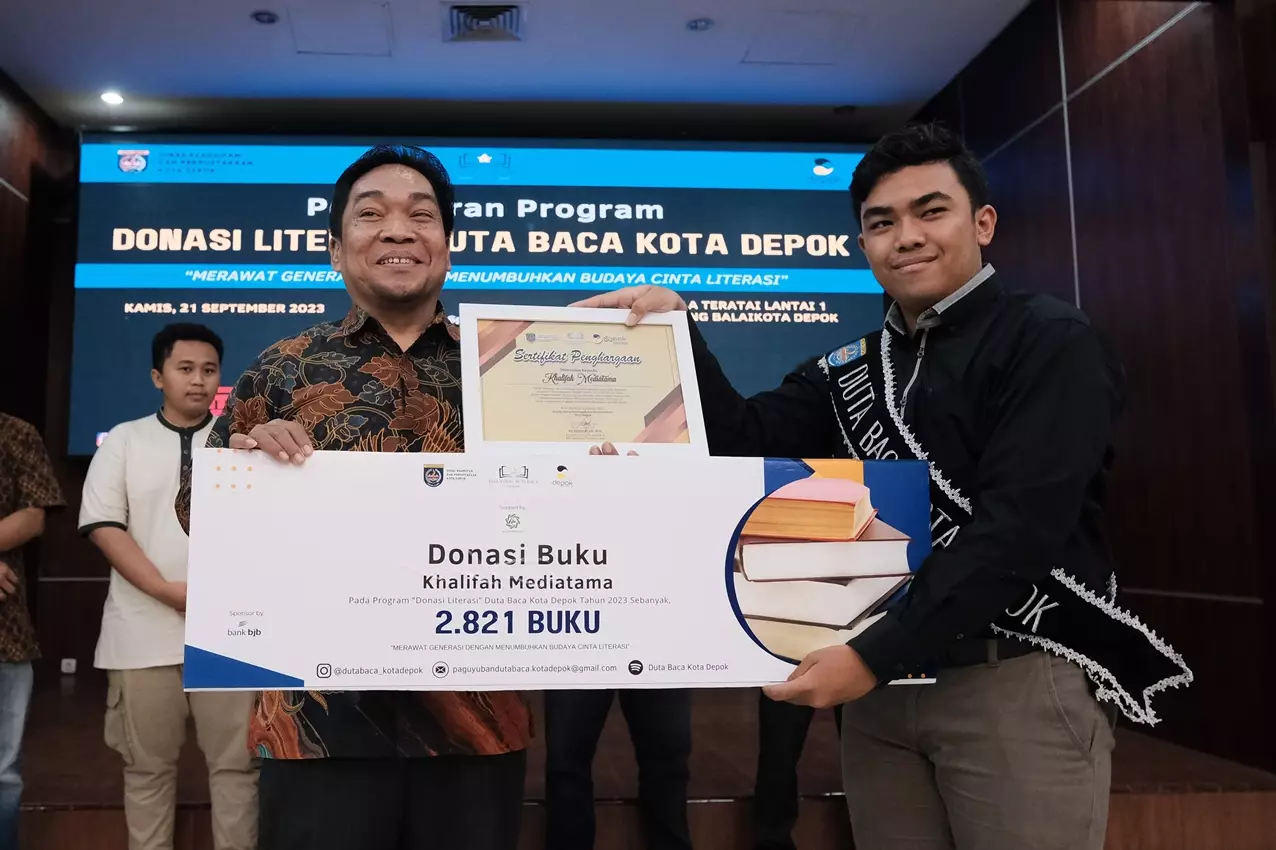 7 Penerbit Nasional Donasikan Ribuan Buku ke Paguyuban Duta Baca Kota Depok