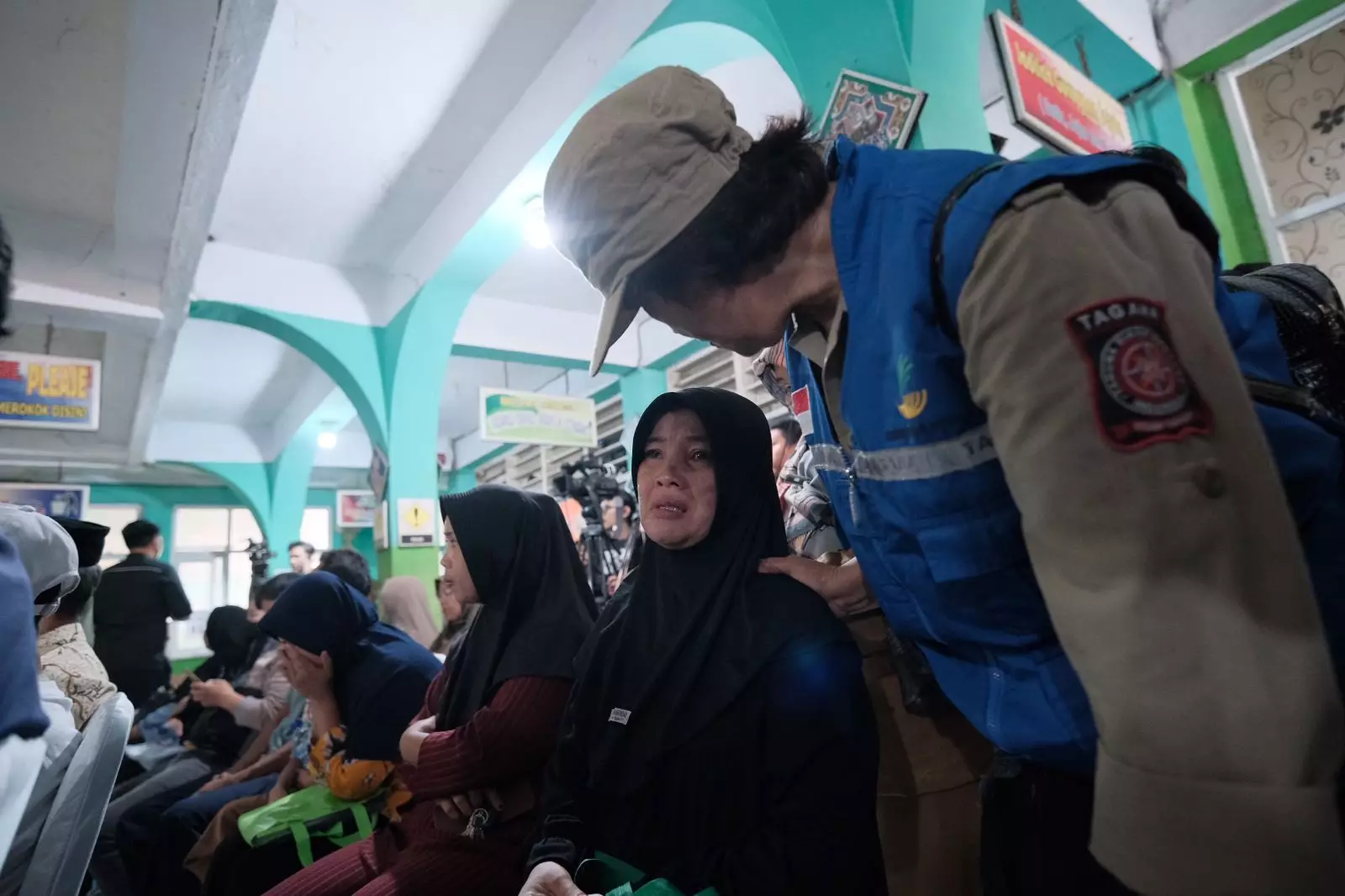 Ringankan Beban Keluarga Korban Kecelakaan Bus Subang, Dinsos Depok Serahkan Bantuan