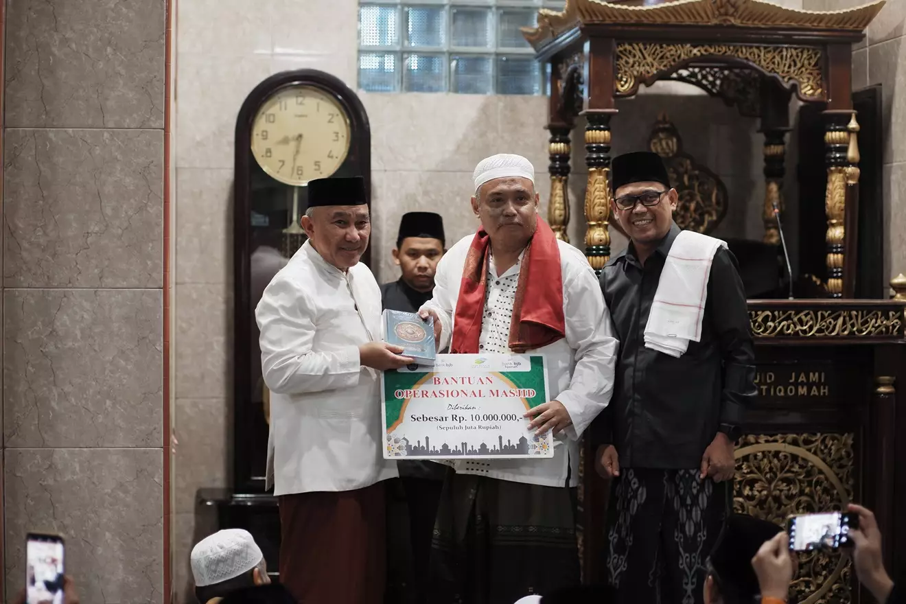 Pemkot Gandeng bjb dan Baznas Depok Beri Bantuan ke Masjid Al Istiqomah