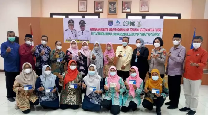 875 Kader Posyandu dan Posbindu Kecamatan Cinere Terima Dana Insentif