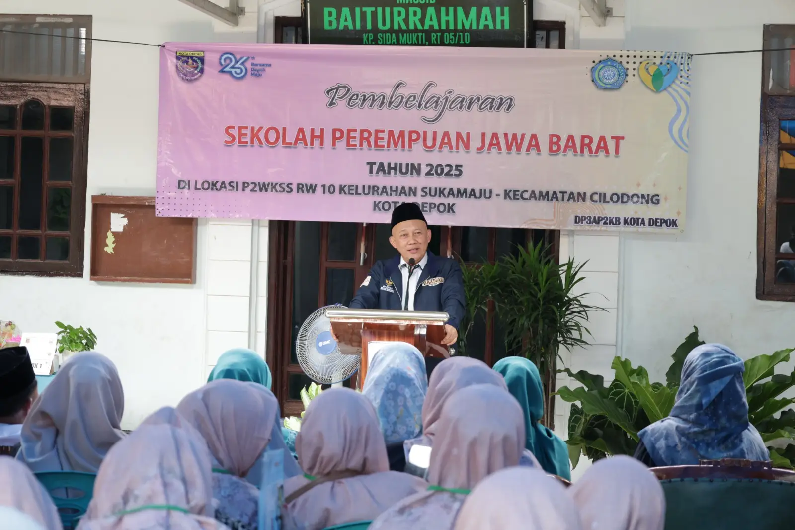 Sekolah Perempuan Jawa Barat, Dorong Ekonomi Keluarga di Depok