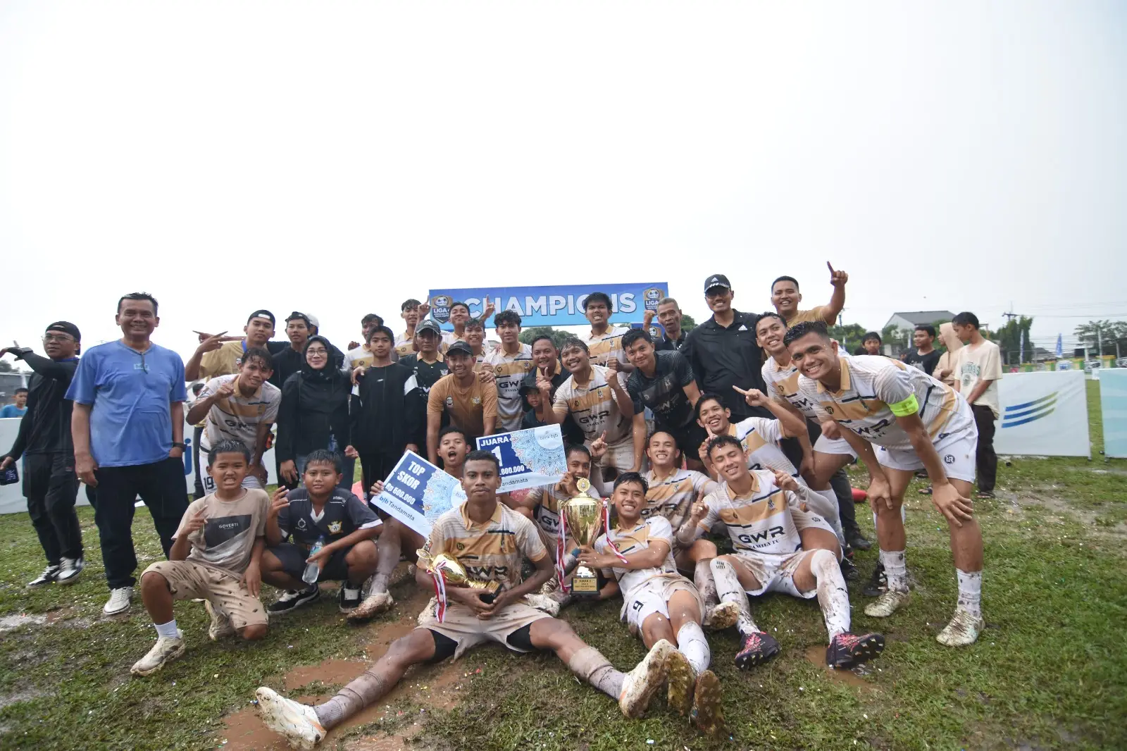 Cetak Sejarah! GWR Family FC Rebut Juara Liga 4 Asosiasi PSSI Depok