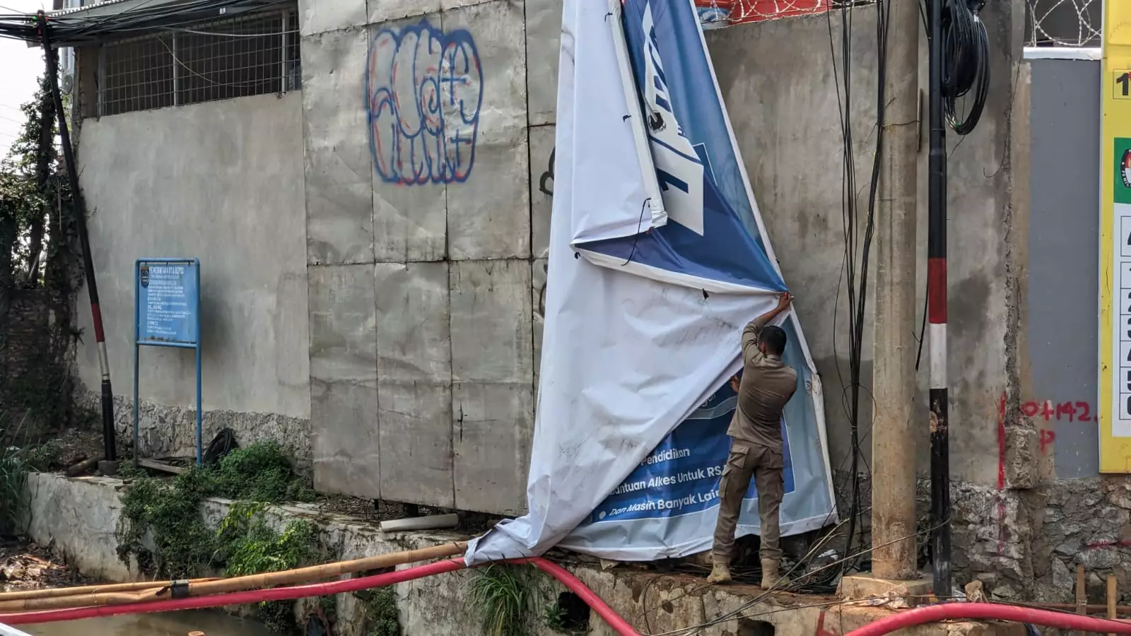 Bawaslu Kota Depok Bersama Satpol PP Tertibkan 1.151 APS yang Langgar Aturan