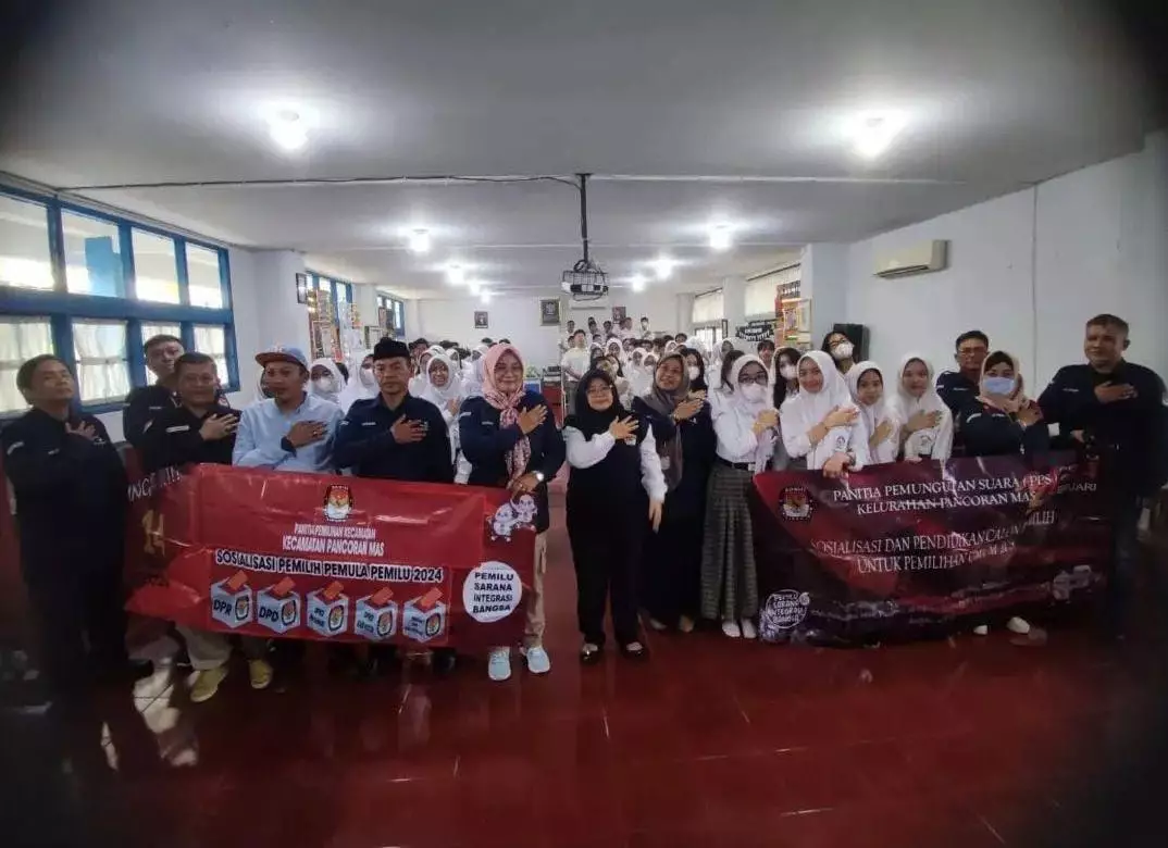 Gaet Pemilih Pemula, PPS Panmas Sosialisasi Pemilu di SMA Bintara