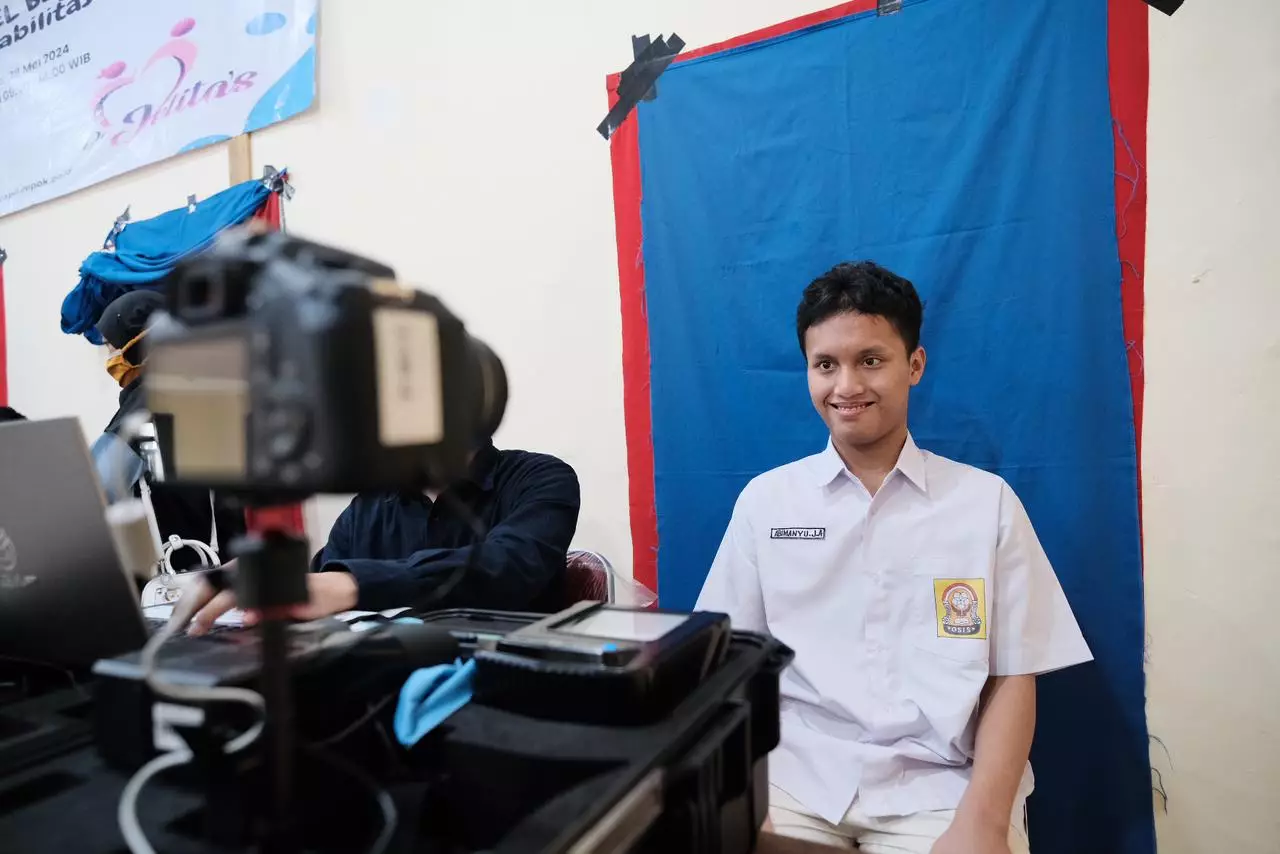 Jemput Bola Perekaman KTP-el Berhasil Jaring Puluhan Warga Pemula Disabilitas di Kota Depok