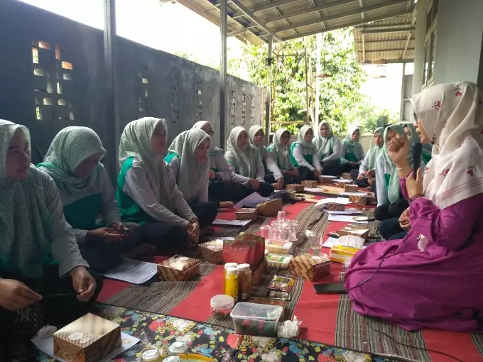 KWT di Lokus P2WKSS Dilatih Mengolah Hasil Pertanian dan Perikanan