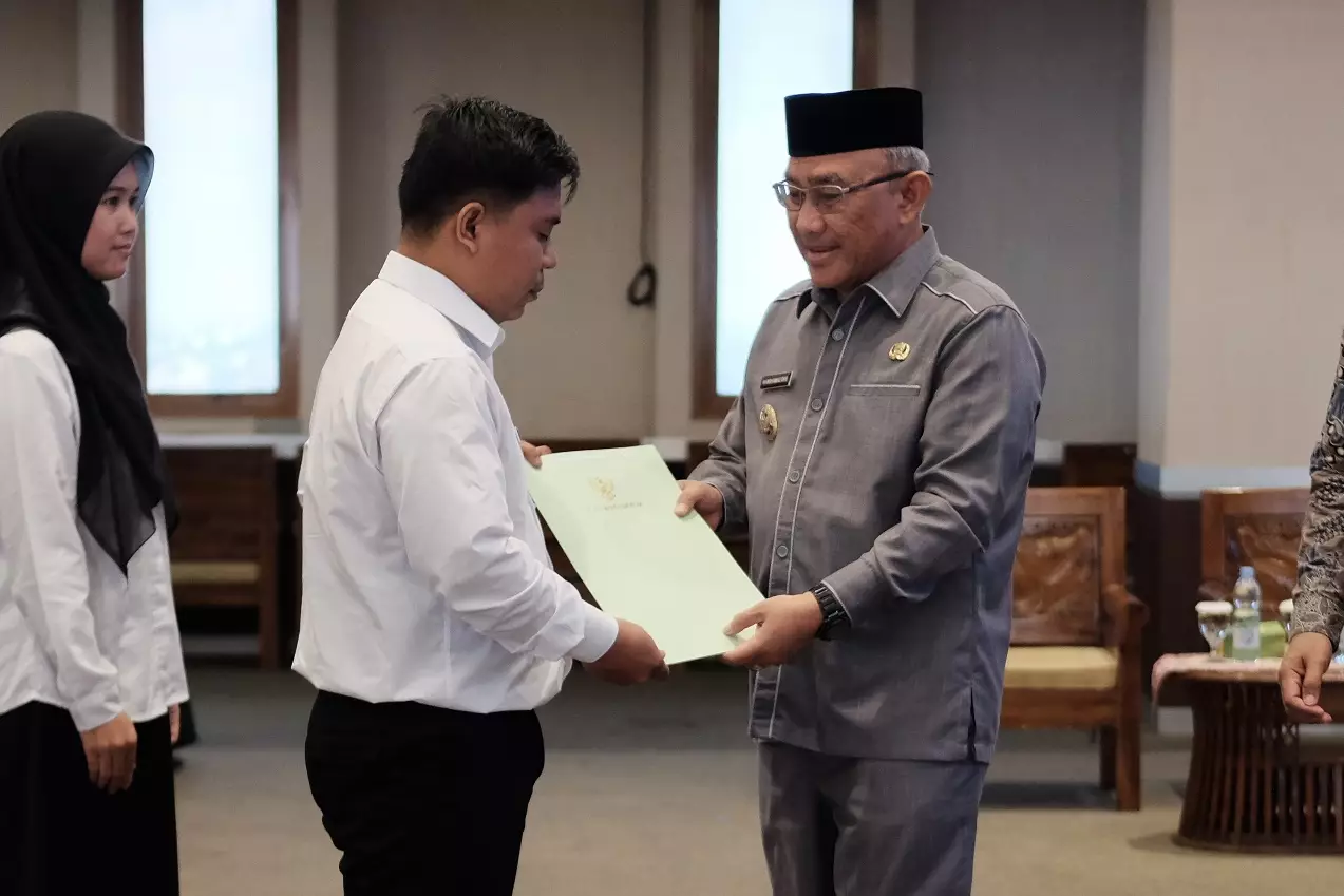 Wali Kota Depok Berikan SK PPPK Tenaga Kesehatan kepada 266 Pegawai