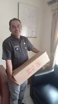 Cegah Kebakaran, Kelurahan Serua Bagikan APAR ke 14 RW
