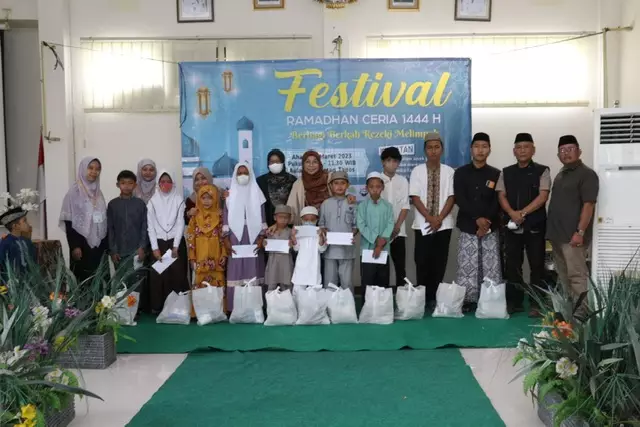 Bunda Elly Hadiri Festival Ramadan Ceria di Kecamatan Tapos