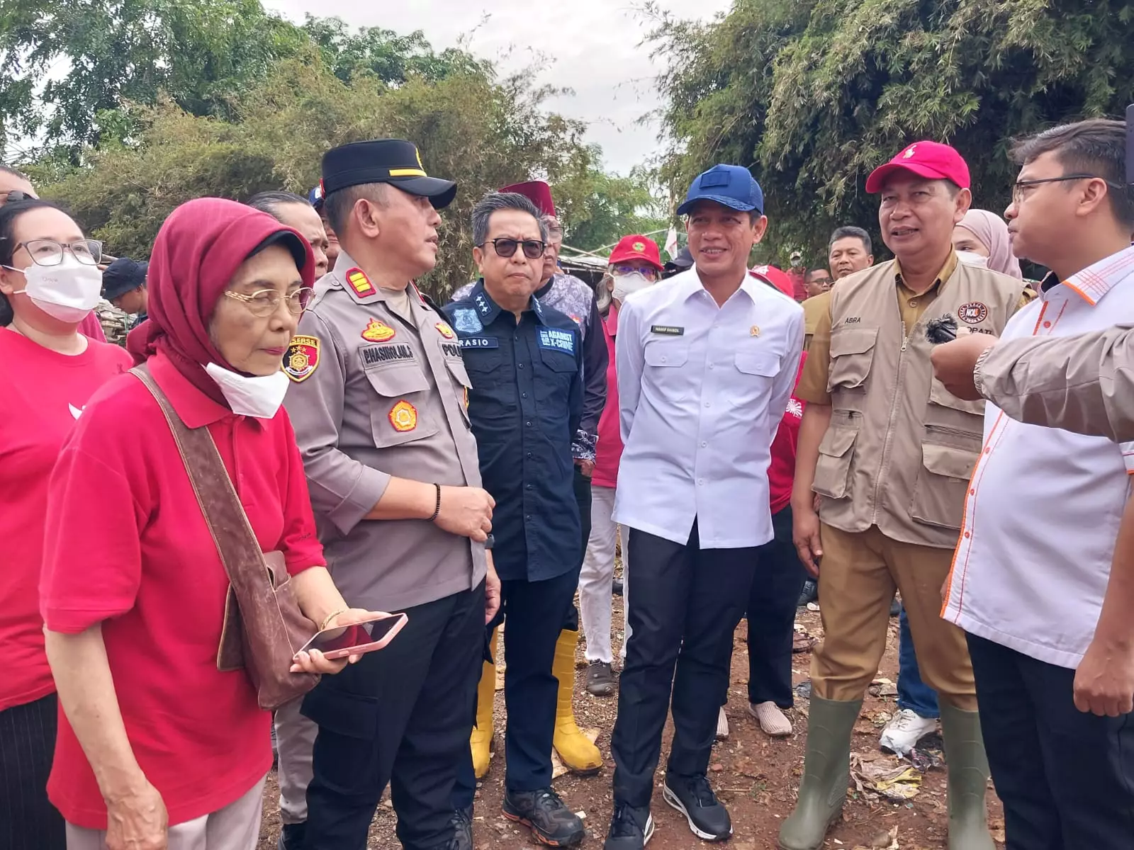 DLHK Depok Restorasi Lahan Bekas TPS Ilegal Limo