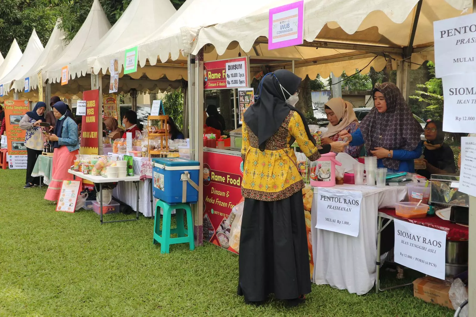 Warga Depok Antusias Kunjungi Stan UMKM Depok Expo 2022