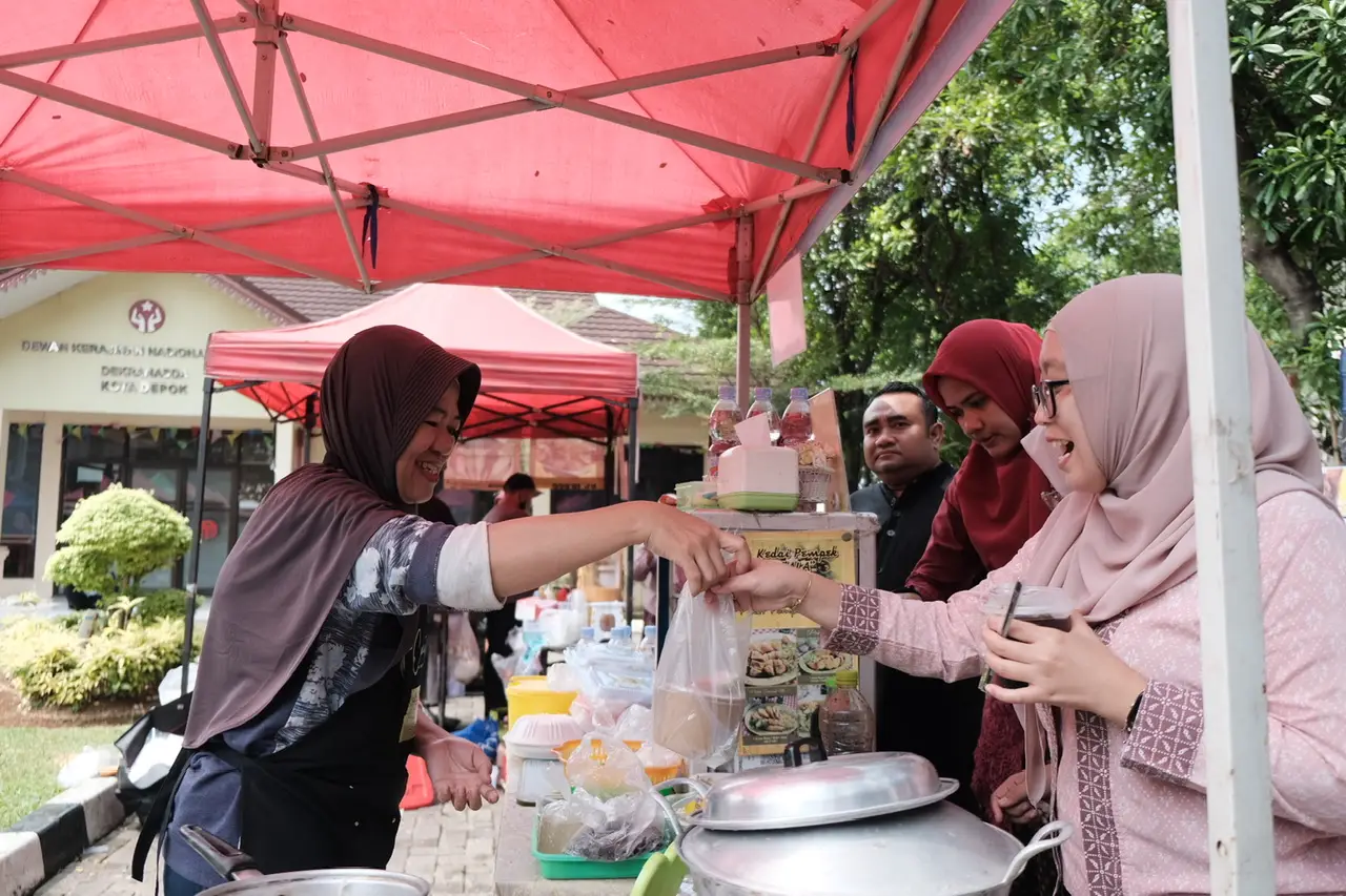 Memanjakan Lidah dengan Ragam Cita Rasa Kuliner di Bazar UMKM Salzy and Friends