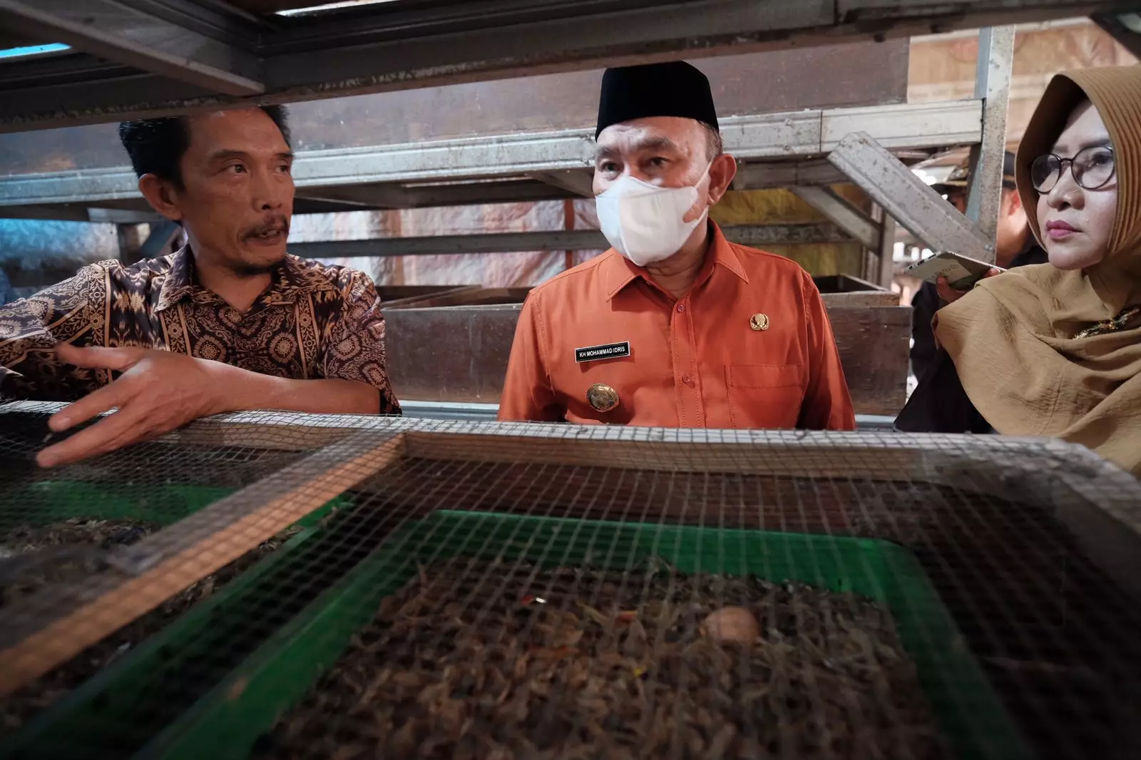 Mengelola Lingkungan, Wali Kota Depok Ancungkan Jempol untuk Keberadaan Rumah Maggot Cimpaeun