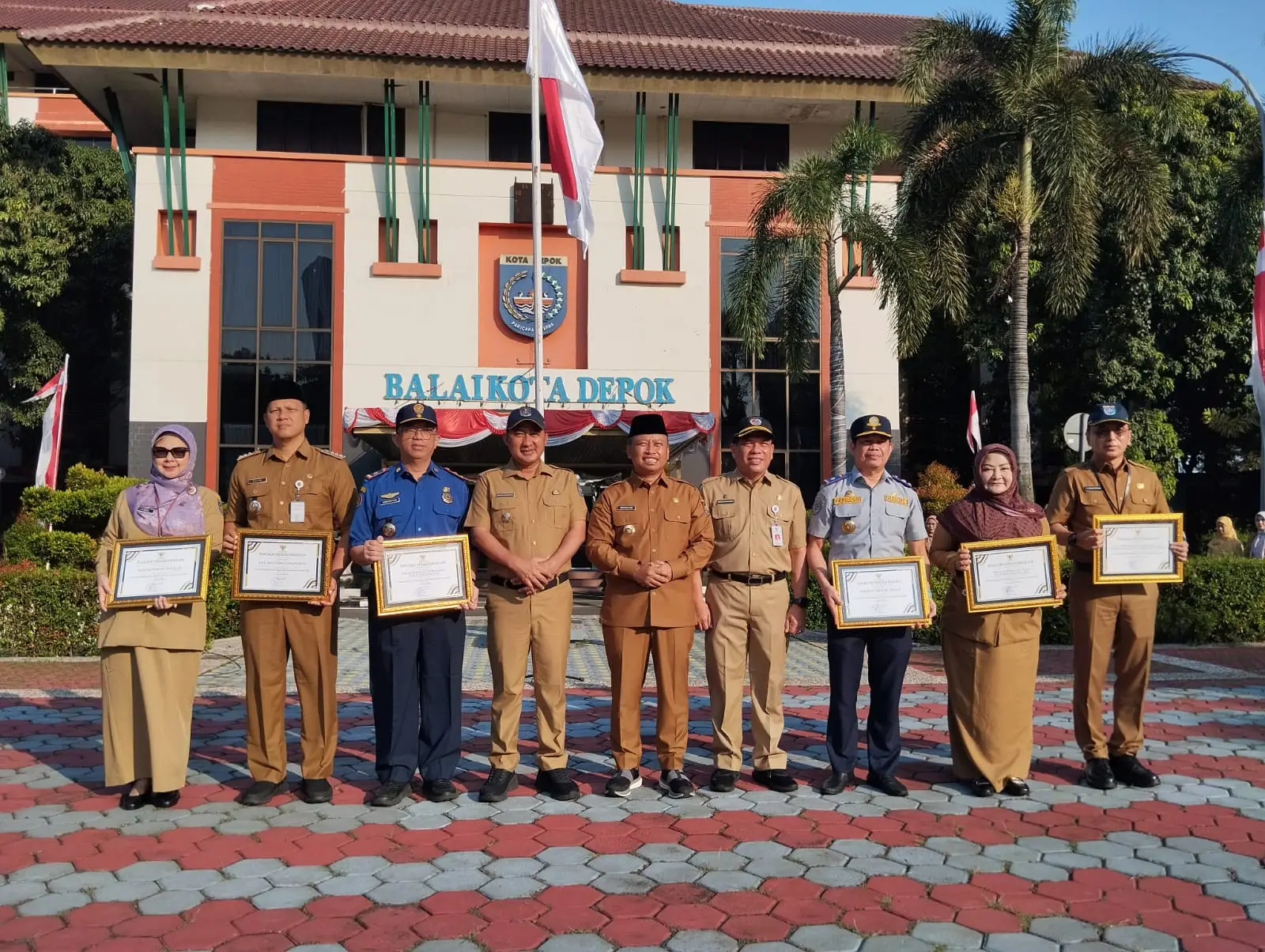 Pemkot Depok Anugerahkan Penghargaan untuk Siswa dan Perangkat Daerah Terbaik