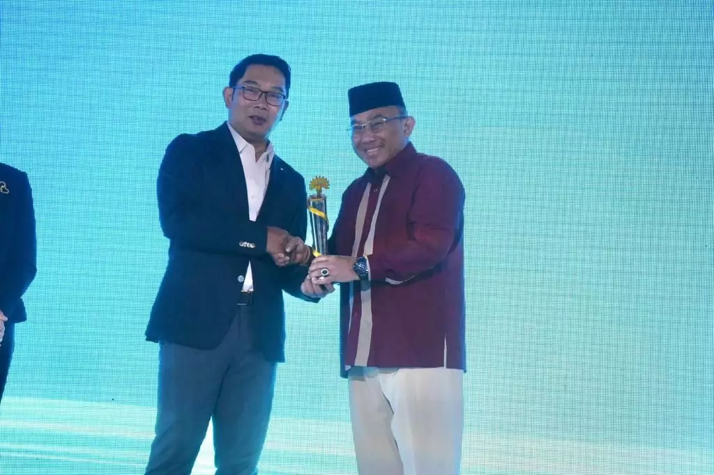 Sukses Kendalikan Inflasi, Depok Raih Penghargaan Pinunjul Award 2022 Terbaik III Kategori Kota IHK Tingkat Jawa Barat