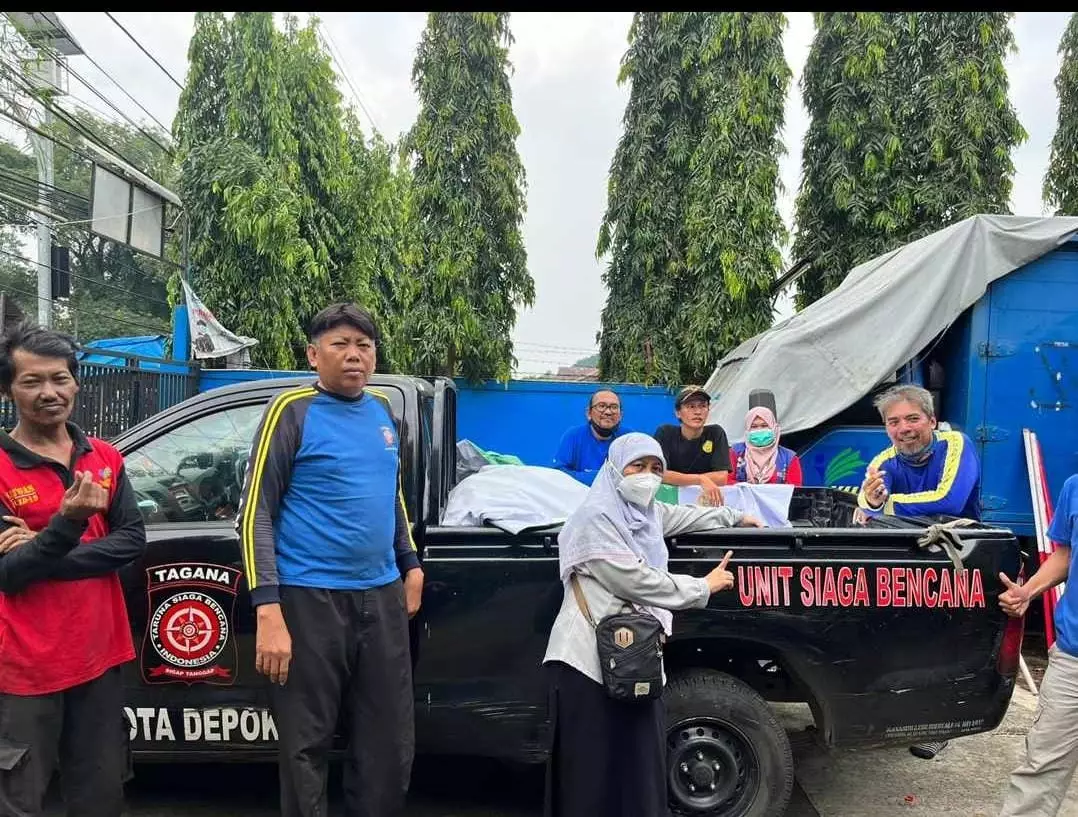 Dinsos Depok Sudah Salurkan Bantuan Bagi 191 KK Terdampak Banjir di Beji