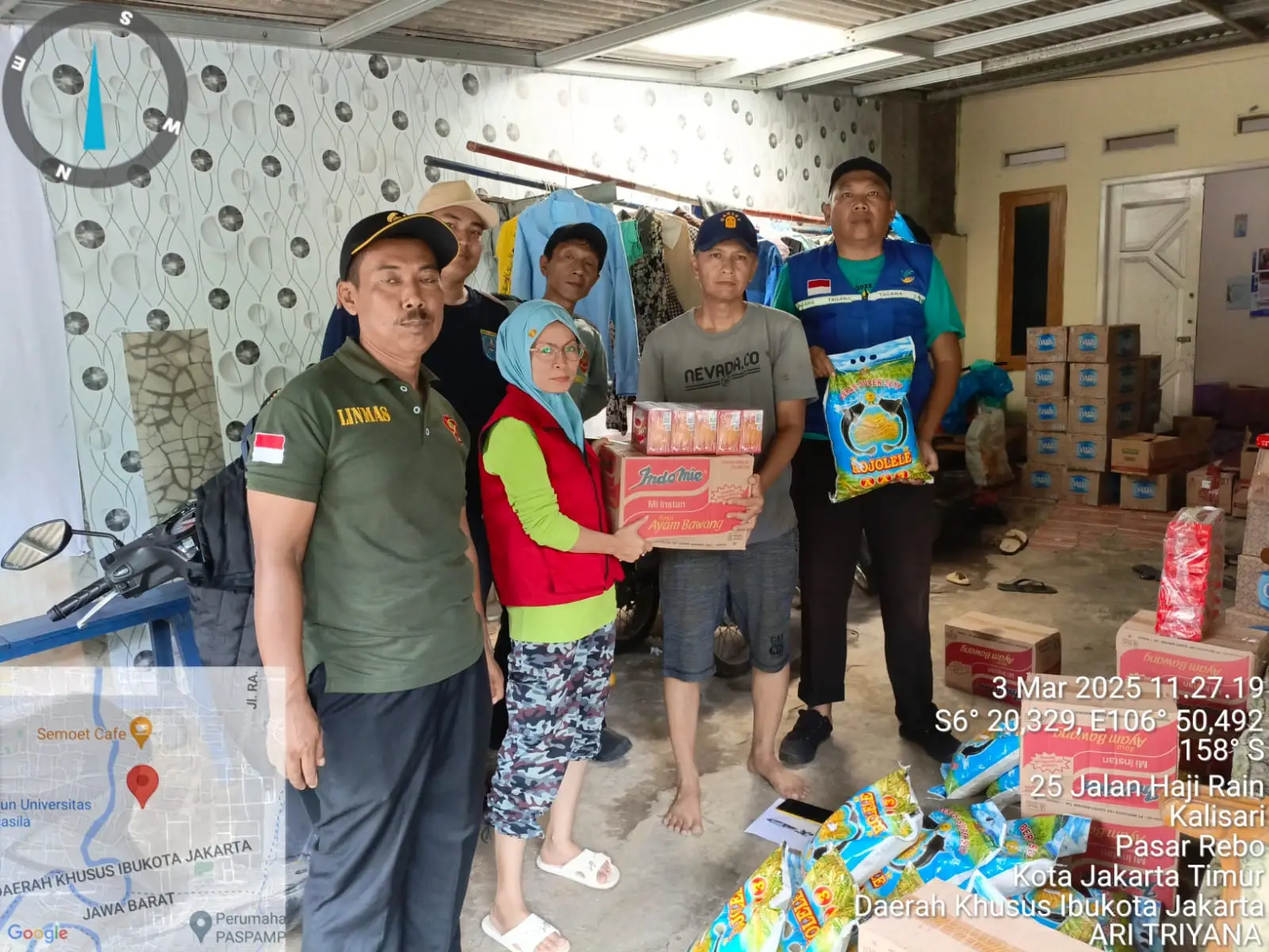 Tagana Depok Distribusi Bantuan ke Warga Terdampak Banjir