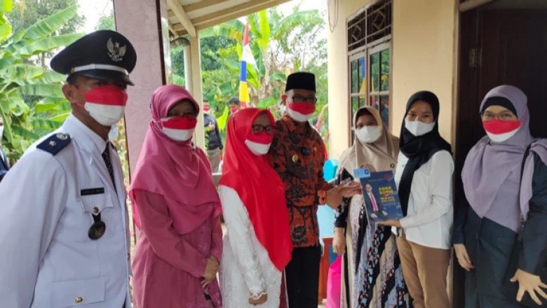 Berulang Tahun 17 Agustus, Warga Depok Dapat e-KTP Langsung dari Disdukcapil
