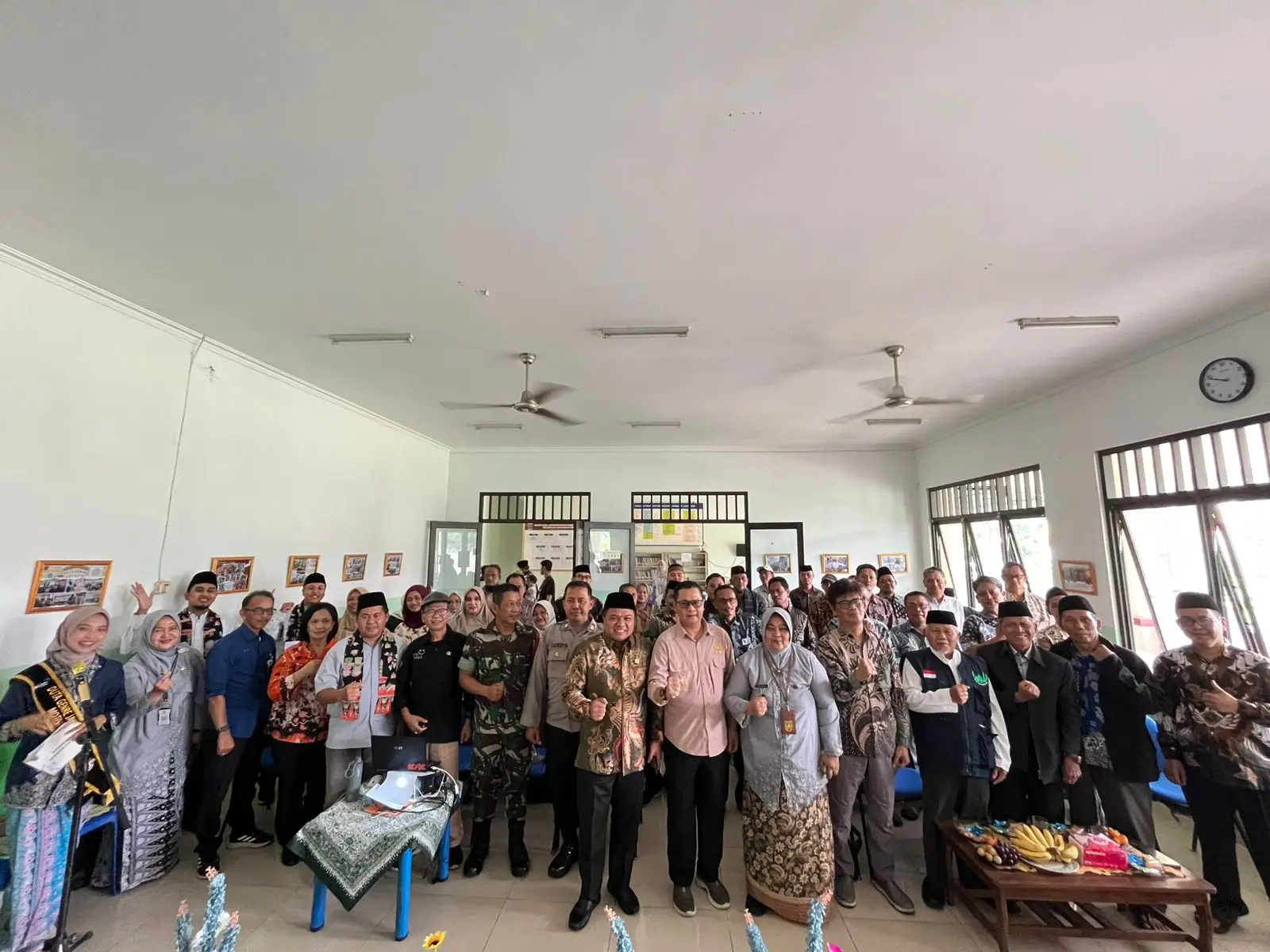 Lurah Sawangan Ingatkan Pentingnya Konsistensi Pegang Kendali Pengelolaan Dana Kelurahan Berbasis RW