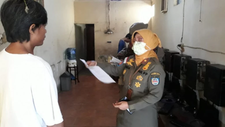 Satpol PP Gencar Lakukan Sosialisasi Pencegahan Corona