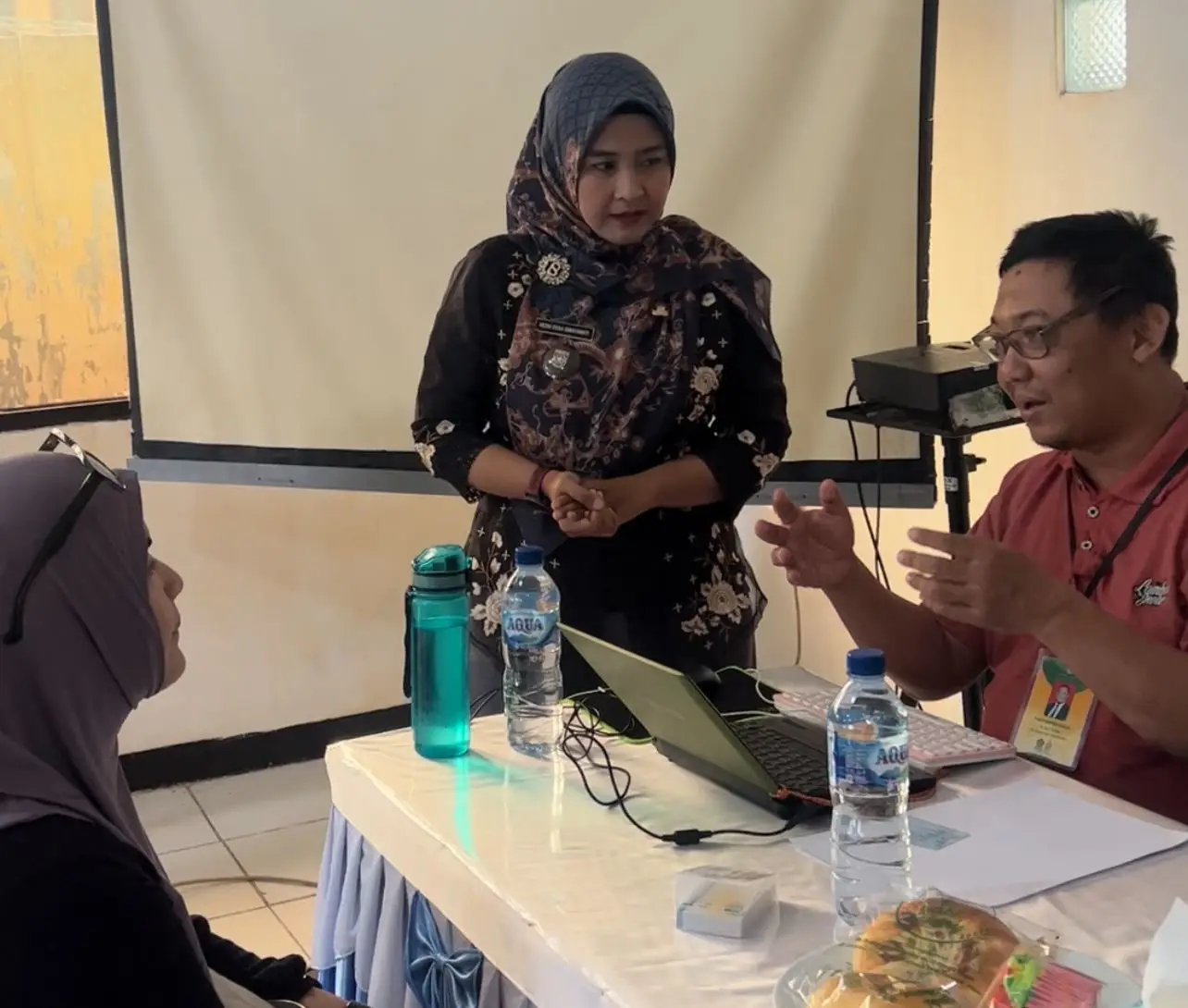 Dorong UMKM Naik Kelas, Kelurahan Baktijaya Fasilitasi Pendaftaran NIB dan Sertifikat Halal