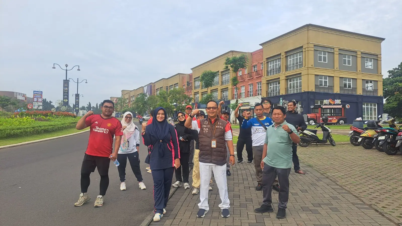 Kecamatan Bojongsari Terus Galakkan Gemas Bro, Jalan Kaki Sejauh 2 Km