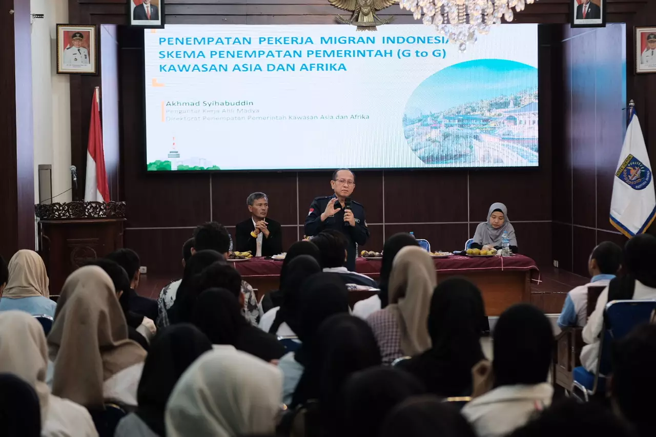 Disnaker Depok Sosialisasikan Peluang Kerja ke Luar Negeri ke Pelajar dan Pencaker