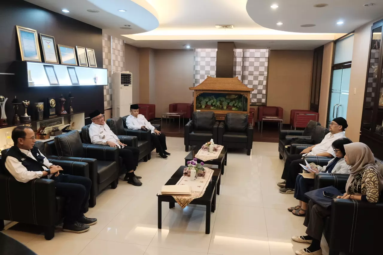 Wali Kota Depok Terima Kunjungan Tim Penilai Penghargaan Pembangunan Daerah 2024