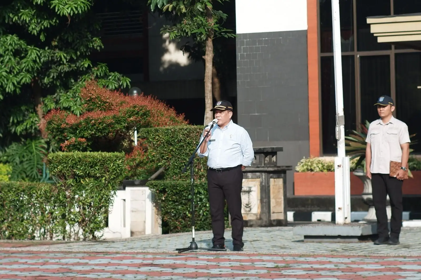 Pimpin Apel Perdana ASN Usai Lebaran, Sekda Depok Tekankan Fokus dan Kolaborasi