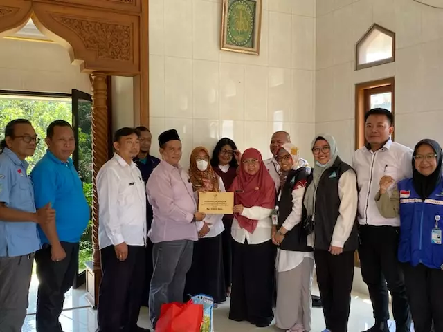 Terima Sankem dari Kemensos, Ayah Korban Kebakaran Ucapkan Terima Kasih