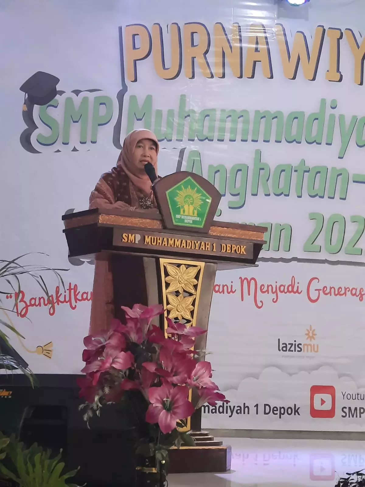 Peduli Palestina, SMP Muhammadiyah 1 Depok Serahkan Donasi ke Lazismu Depok