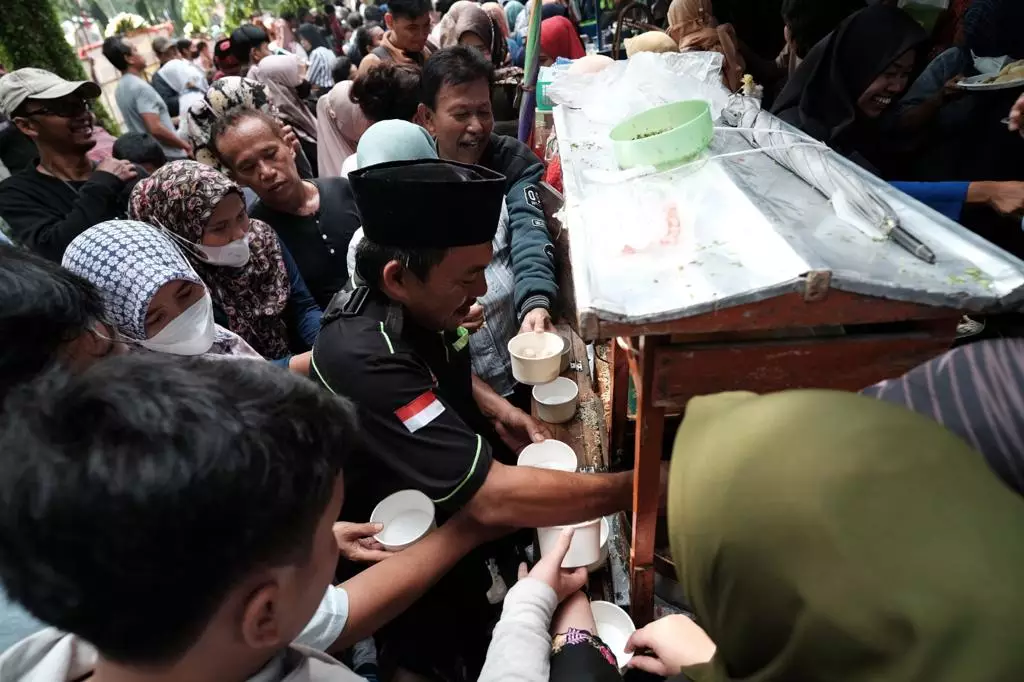 Gelar Pesta Kuliner Gratis, Warga: Terima Kasih Pemkot Depok