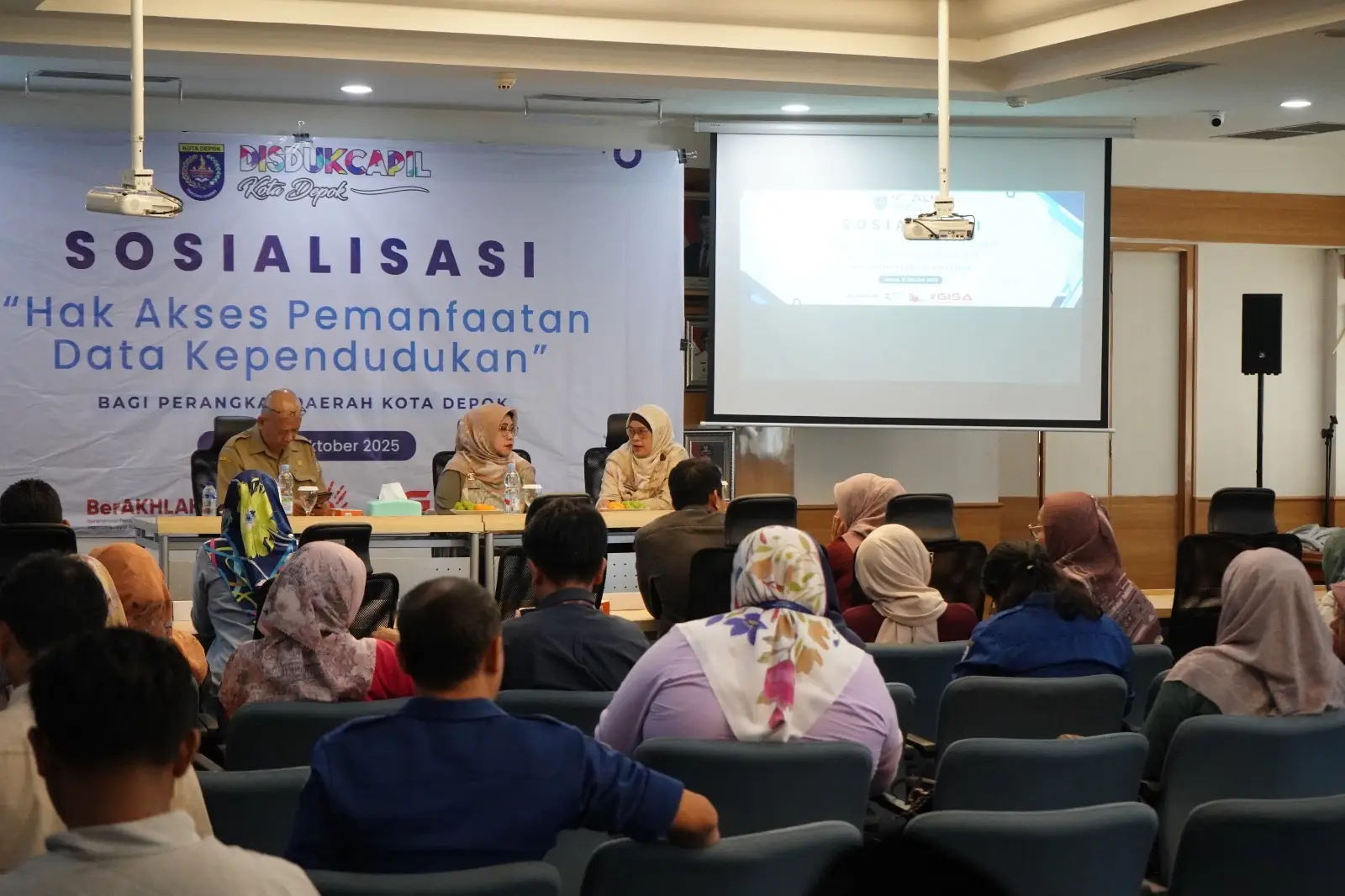 Nina Suzana Dorong Perangkat Daerah Maksimalkan Hak Akses Data Kependudukan