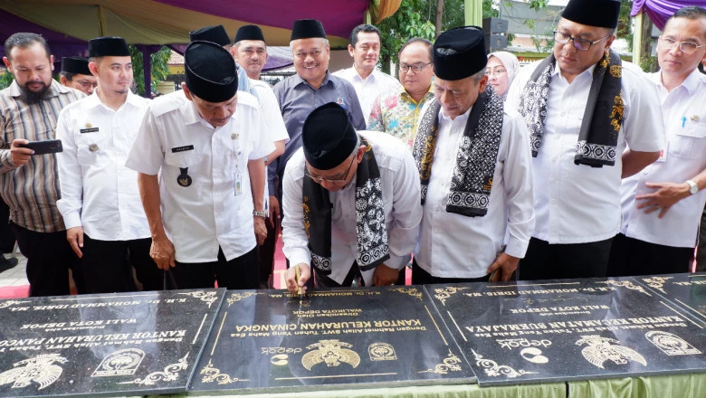 Peresmian 4 Gedung Pemerintahan dan 3 Taman Terpadu Kelurahan