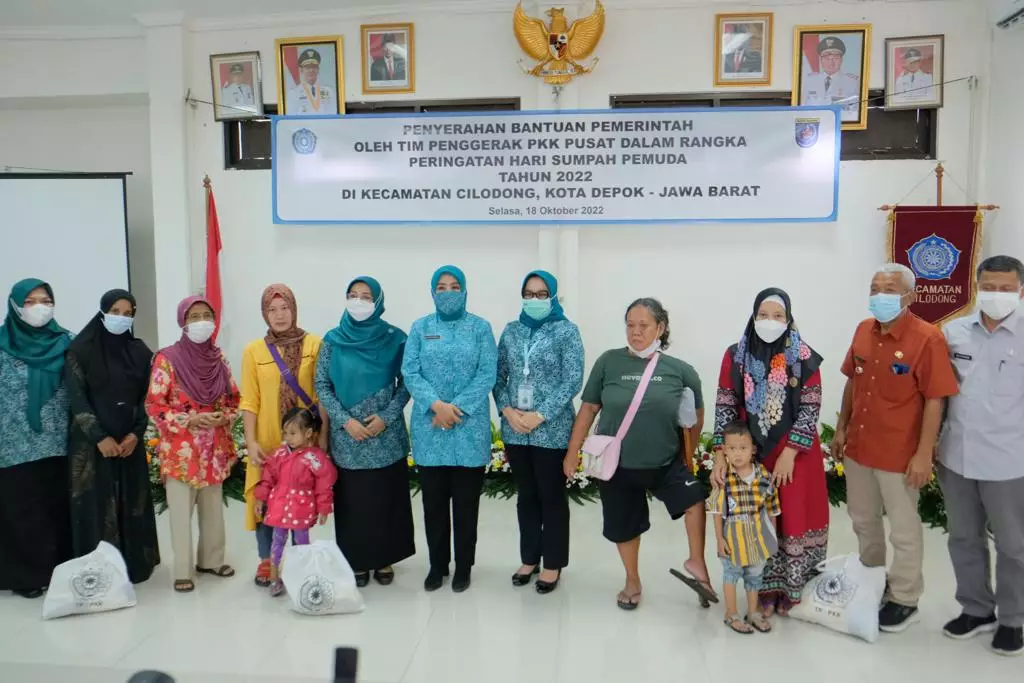 TP PKK Kota Depok Terima Bantuan Pemerintah dari TP PKK Pusat
