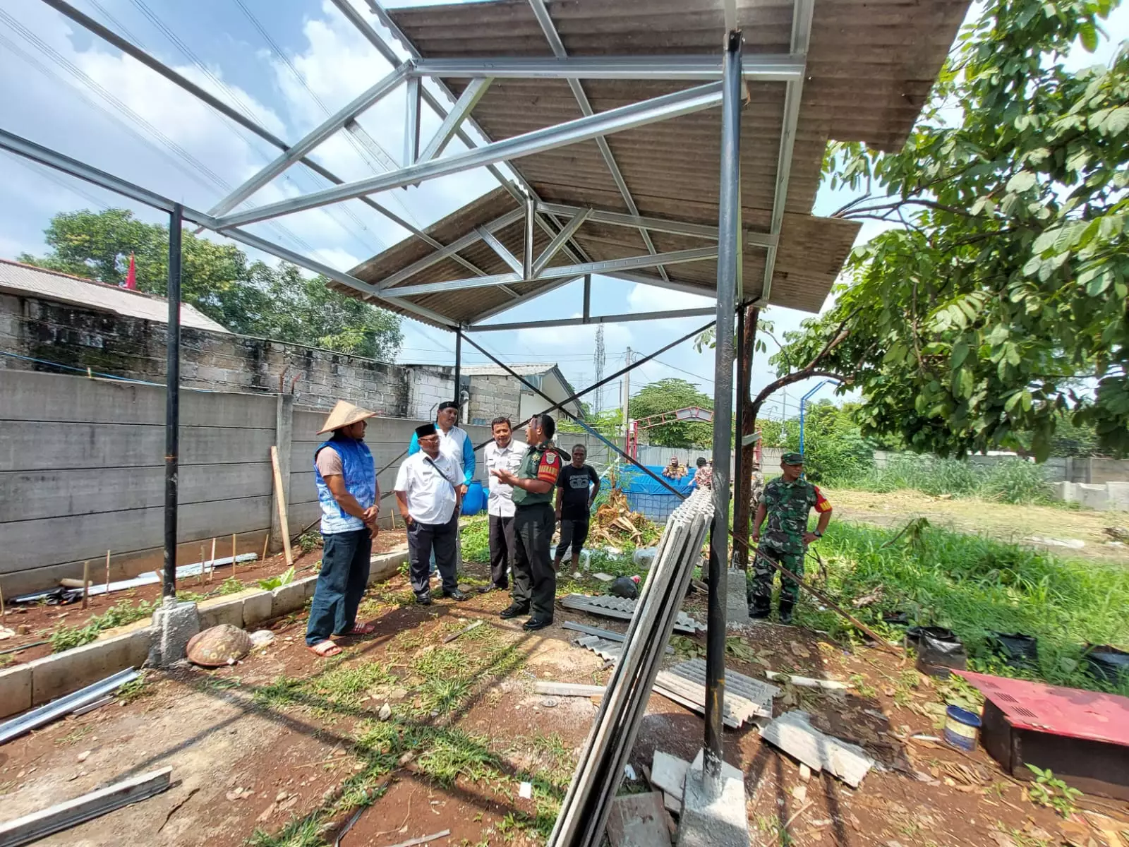 Lahan Tidur di Rusunawa Cilangkap Dimanfaatkan Jadi Urban Farming