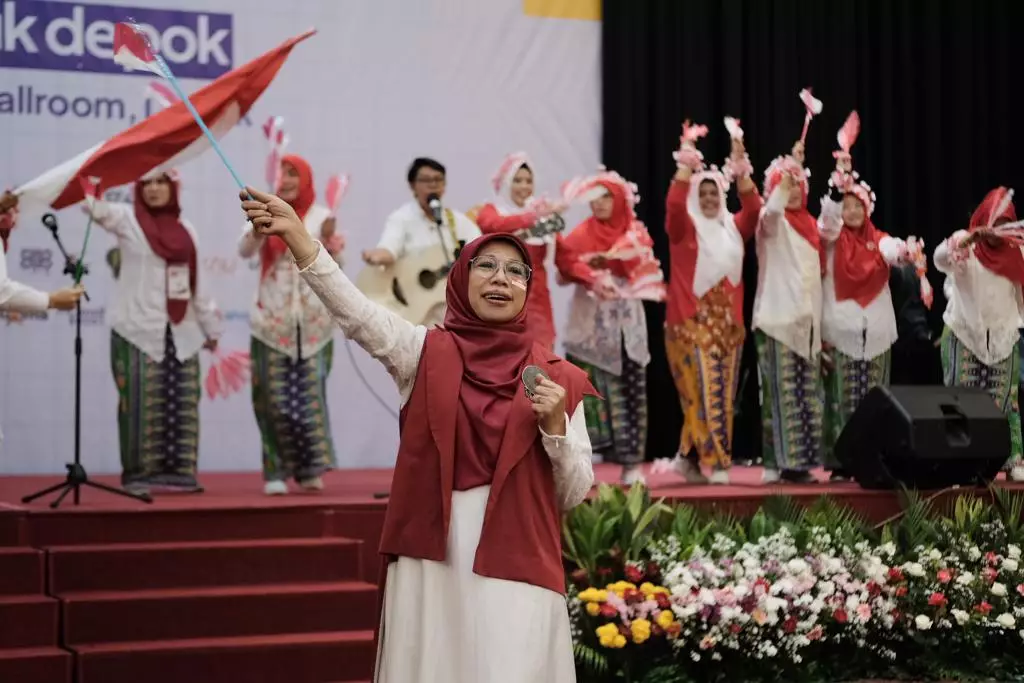 Maknai HUT ke-78 RI, Bunda Elly Ajak Generasi Muda Lanjutkan Cita-Cita Pahlawan dengan Hal Positif