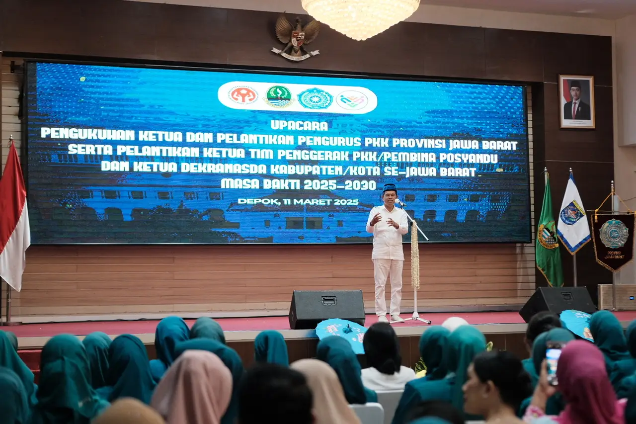 KDM Hadiri Pelantikan Ketua TP-PKK Kabupaten/Kota se-Jawa Barat