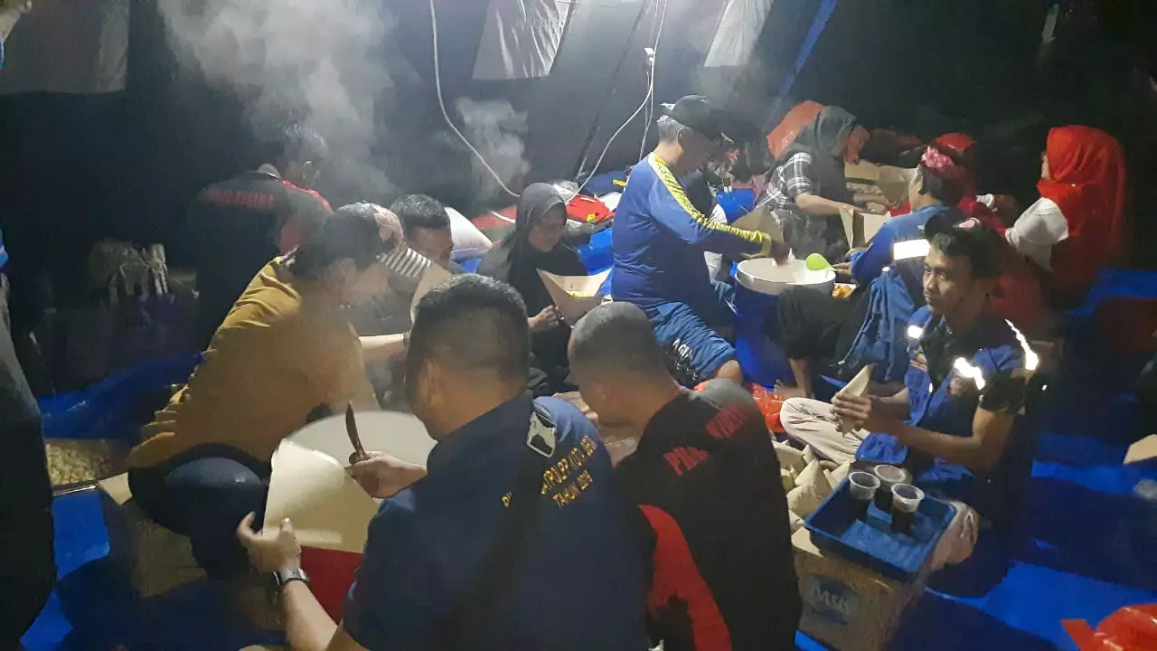 Begini Aktivitas Tagana Depok di Lokasi Gempa Cianjur, Sehari Siapkan 2.800 Nasi Bungkus