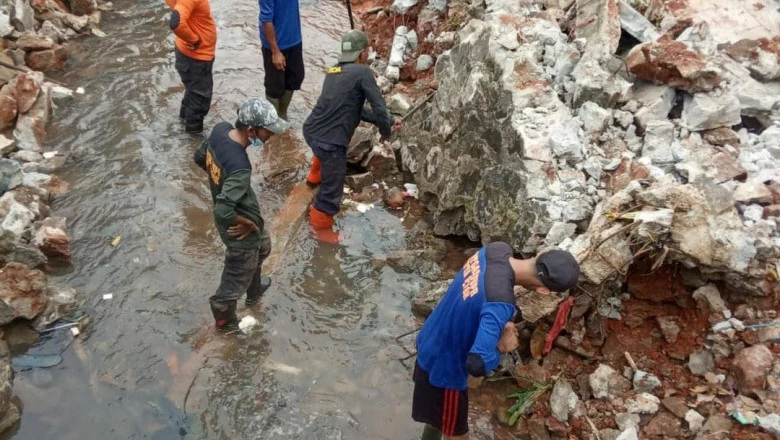 Perbaikan Turap di Perum Klaster Mutiara Cagar Alam Ditargetkan Sepuluh Hari