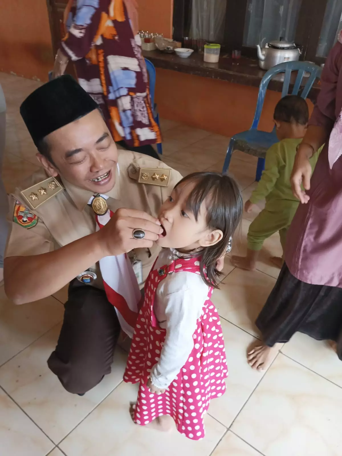Pantau Pemberian Vitamin A, Lurah Pondok Jaya Imbau Para Ibu Bawa Anak ke Posyandu