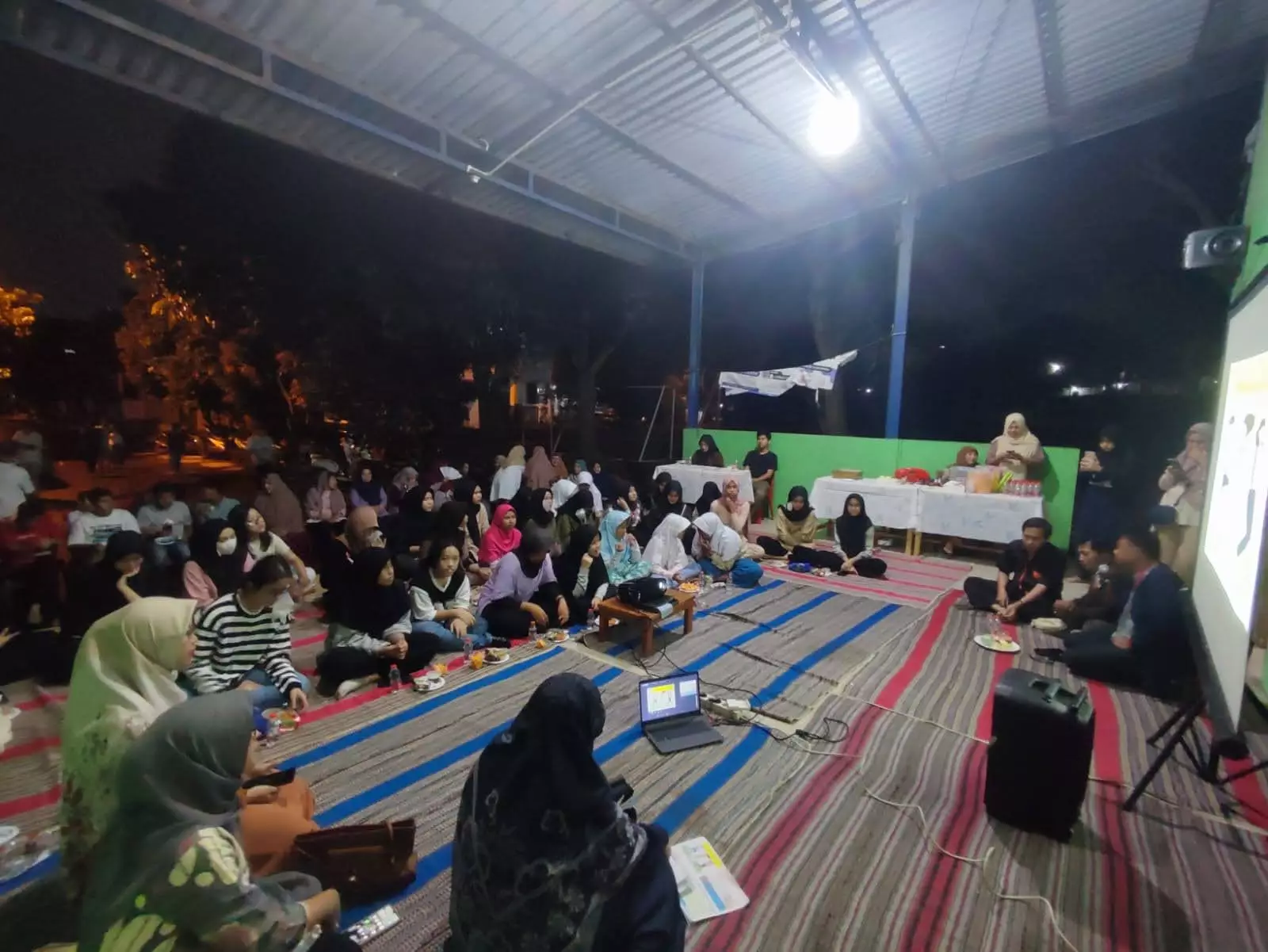 Posmaja RW 07 Kalibaru Adakan BroSSer, Remaja Diajak Belajar Tentang Kesehatan Reproduksi