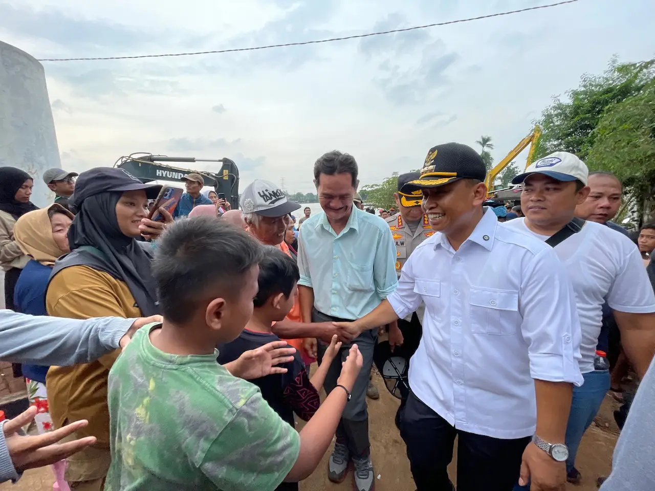 Kunjungi Situ Tujuh Muara di Akhir Pekan, Wali Kota Depok Sapa Puluhan Warga