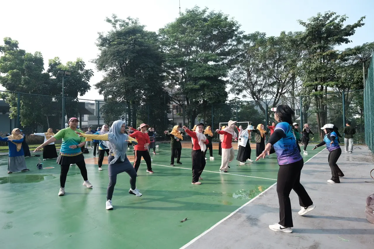 Ramaikan Lebaran Depok, Puluhan ASN Senam di Alun-alun GDC