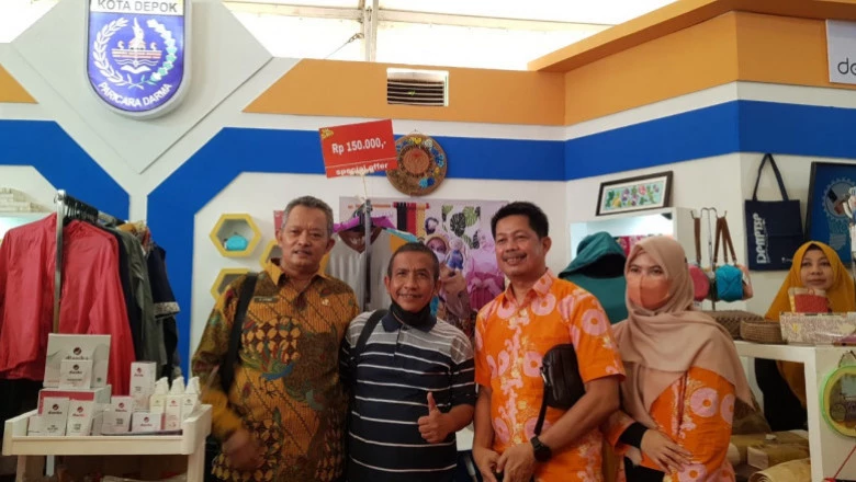 Produk Unggulan UMKM Depok Dipamerkan di ICE 2022