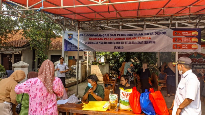Gelar Operasi Pasar Murah di Lokus P2WKSS, Disperdagin Sediakan 110 Paket Sembako