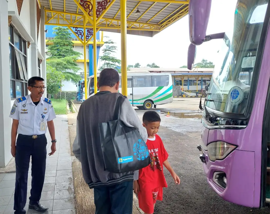 Momen Nataru 2024/2025 Ribuan Penumpang Sudah Diberangkatkan dari Terminal Jatijajar